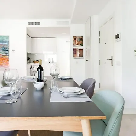 Avenida Puerta Del Mar Marbella