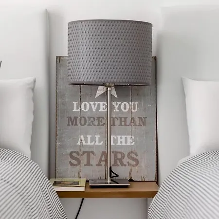 Avenida Puerta Del Mar