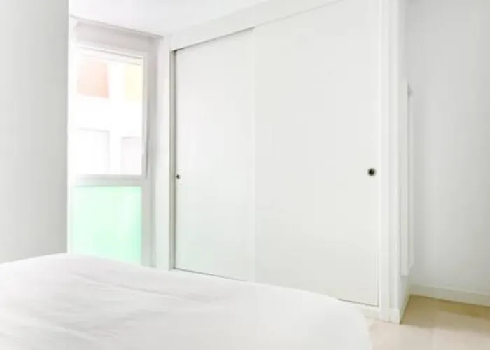 Lägenhet Avenida Puerta Del Mar Marbella